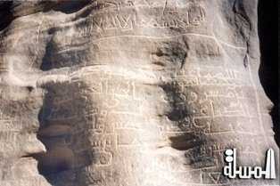 خبير آثار: حياة البادية وقوافل التجارة ورحلات التقديس للمسيحيين نقشت على صخور سيناء