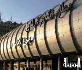 شركة كورية تهدى مطار القاهرة جهازين للتخلص من رائحة السجائر
