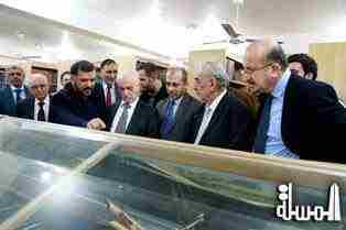 وزير التعليم العالي العراقي يشيد بمشاريع مؤسسة دار التراث في النجف