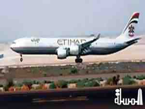 الاتحاد الطيران توقع اتفاقية شركة مع مجلس ابوظبي الرياضي