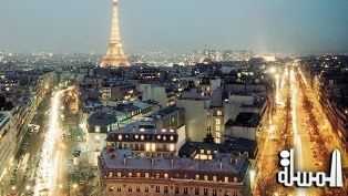 تراجع عدد السياح والحجوزات الفندقية فى فرنسا