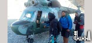 جناح جو شرطة رأس الخيمة ينقذ 4 سياح في وادي غليلة