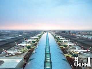 مطار دبي الأول عالمياً في عدد المسافرين