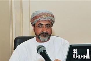 وزير سياحة عمان يطلع على عدد من المواقع السياحية بولاية إبراء