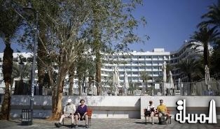 إسرائيل تسمح لمئات الأردنيين بالعمل في فنادق بإيلات