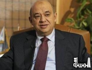 وزير السياحة المصرى يلتقى أسر ضحايا الطائرة المنكوبة