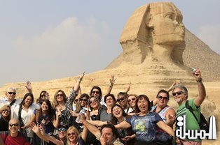 السياحة المصرية تبحث تطوير تطبيق «Egypt travel» بـ7 لغات