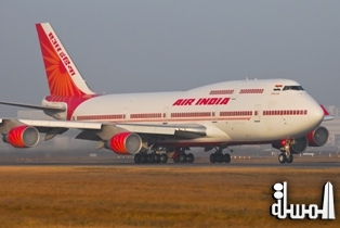 نشوب حريق في طائرة ركاب قبل اقلاعها من مطار بجنوب الهند