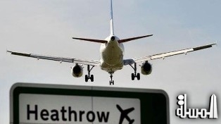 بريطانيا تؤجل قرار بناء مدرج جديد بمطار هيثرو