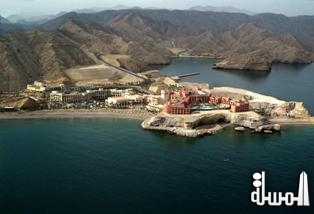 تراجع أعداد السياح و عوائد القطاع فى سلطنة عمان