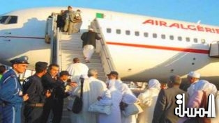 الخطوط الجوية الجزائرية تنقل أول فوج للحجاج للبقاع المقدسة 18 أغسطس الجارى