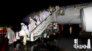 مطار وهران الدولي يستقبل أول فوج للحجاج العائدين من البقاع المقدسة