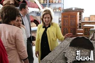 اللومى تقرر الإعداد لإنشاء متحف للصناعات التقليدية بتونس