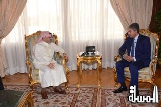 وزير الطيران المصرى يبحث سبل التعاون المشترك مع منظمة السياحة العربية