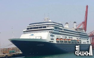 ميناء صلالة يستقبل سفينتين سياحيتين غدا
