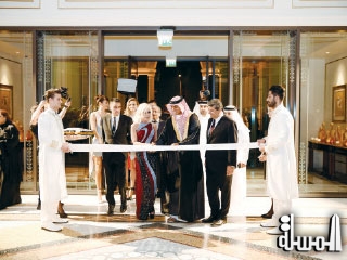 طارق القاسمي يفتتح فندق بلازو فيرساتشي في دبي