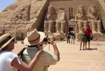 10.5 % تراجع عدد السياح الى مصر