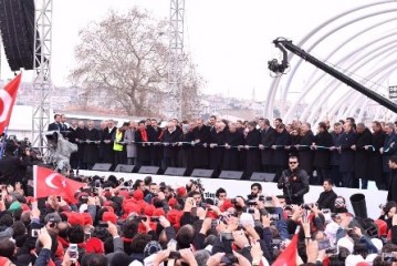 أردوغان يفتتح أول نفق يصل بين آسيا وأوروبا تحت البحر