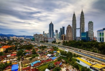 سياحة ماليزيا تتوقع 31.8 مليون سائح هذا العام