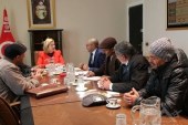 وزيرة السياحة التونسية تبحث دعم مهرجان الحامة الدولي بقابس