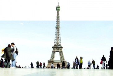 سياحة باريس خسرت 1.5 مليون سائح العام الماضى