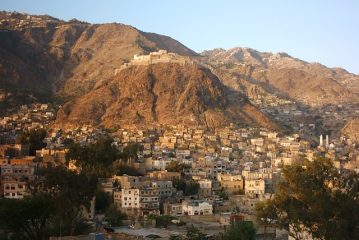 تعز.. الحرب والسلام بقلم. ماجد التميمي