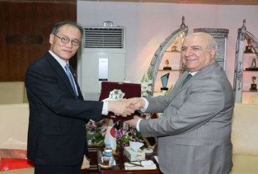 وزير الثقافة العراقي يبحث مع نظيره الياباني دعم العلاقات بين البلدين