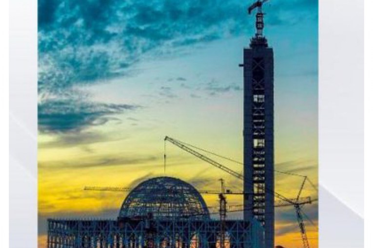 انتهت الأشغال الكبرى لمئذنة جامع الجزائر التي يصل علوها إلى 250 مترا، وتعد أعلى مئذنة فى العالم ،