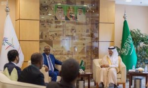 الأمير سلطان يبحث مع وزير سياحة جيبوتي التعاون المشترك