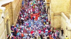 شارع المعز يشهد مزيج رائع من رقصات وطبول العالم