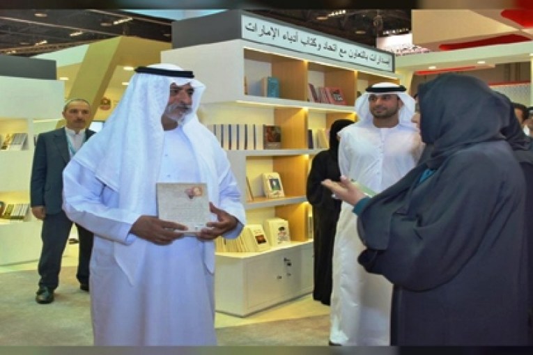 وزير الثقافة الاماراتى يؤكد ان  معرض أبوظبي للكتاب يثرى الحركة الثقافية داخليا وخارجيا