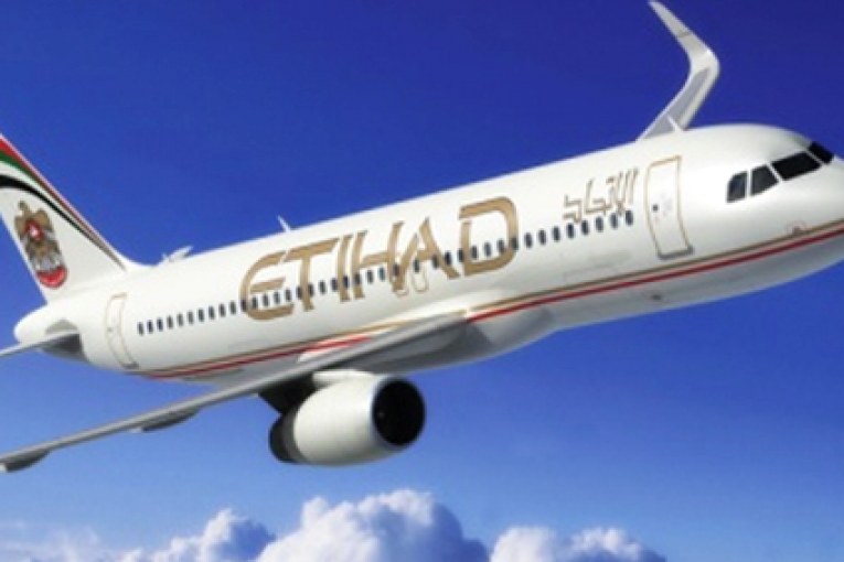 الاتحاد للطيران تعرب عن أسفها لطلب شركة الطيران الإيطالية الحصول على إدارة استثنائية