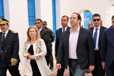 رئيس الحكومة ووزيرة سياحة تونس فى زيارة لمعبد الغريبة بجزيرة جربة