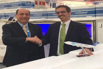 في معرض Air Cargo 2017 مصر للطيران للشحن الجوي توقع اتفاقية جديده لخدمة الشحنات الدوائية حول العالم