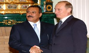 عبدالله صالح يهنئ بوتين بالعيد الـ72 ليوم النصر الروسى ويحرضه تجاه دول التحالف لانقاذ اليمن