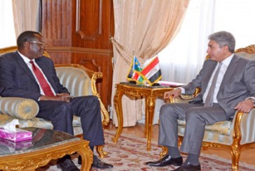 وزير الطيران المصرى يبحث التعاون و زيادة الرحلات ل جوبا  مع سفير جنوب السودان