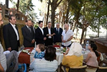 وزير سياحة سوريا يزور المنشآت السياحية في مصياف وحلب