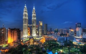 وزير السياحة: ماليزيا تفرض ضرائب على السياح اعتباراً من يوليو المقبل