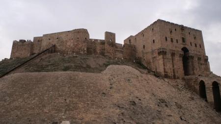 قلعة حلب السورية تستقبل مئات الجمهور وتستعيد وهجها الفني للمرة الأولى منذ 7 سنوات