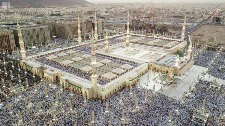 المسجد النبوي .. مهوى أفئدة مليار و800 مليون مسلم ومسلمة في العالم