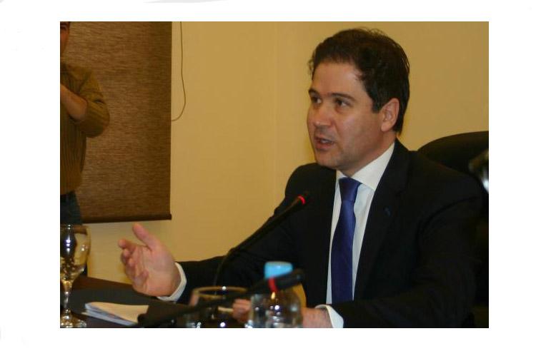وزير السياحة يعيد تشكيل مجلس إدارة اتحاد غرف السياحة السورية