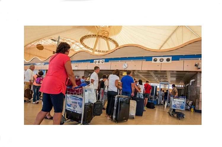 شركة سياحة روسية تتحدى حظر السفر وتعلن عن رحلاتها الى المقاصد المصرية