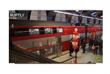 بالفيديو .. روسيا تطلق أول قطار من طابقين يربط مطار فنوكوفو بوسط موسكو