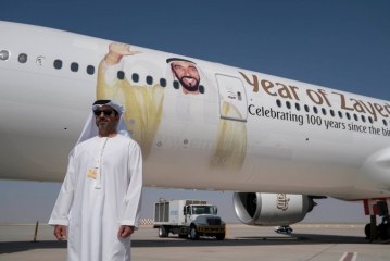 حامد بن زايد يزور معرض دبي للطيران