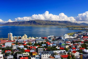 السياحة تعزز الوضع المالي في آيسلندا لكنها تزعج السكان