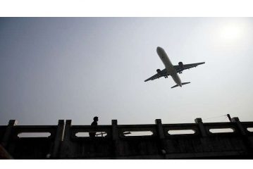 طائرة الركاب 