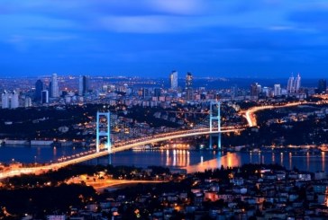عودة السياح الروس تقفز بإيرادات السياحة التركية بنسبة 20 %