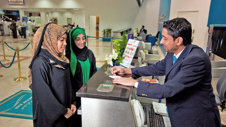 مطار صلالة يشهد زيادة في عدد الرحلات الدولية السياحية في الموسم الشتوي