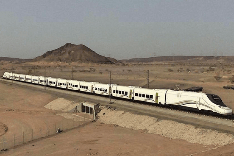 قطار الحرمين السريع ينطلق فى أولى رحلاته من المدينة المنورة إلى مكة المكرمة