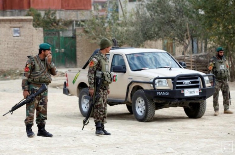 حركة طالبان تتبنى تحطم هليكوبتر عسكرية أفغانية ومقتل 25 شخص